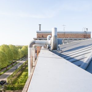 commercial-roofing-00-min